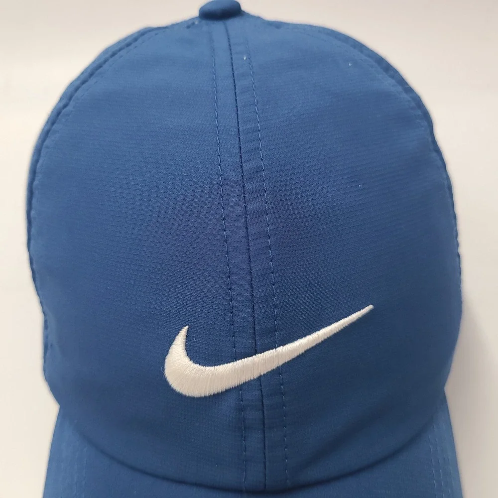 Nike Hat Adjustable Blue White Nike Golf Perforated Mesh Swoosh Logo Casual Men